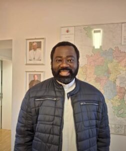 5d528149-87b8-4316-a651-639f884f0a24